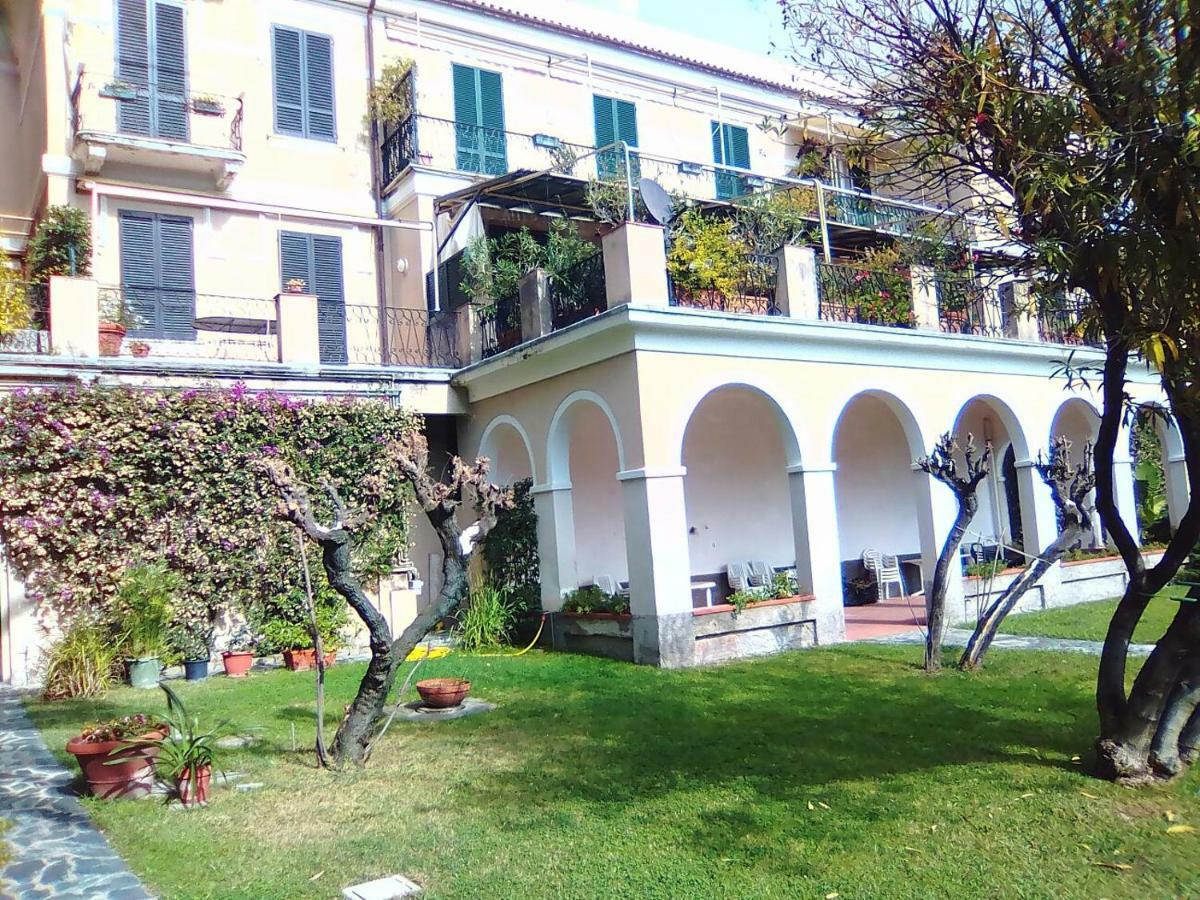 Lorenzo Apartment Levanto Zewnętrze zdjęcie